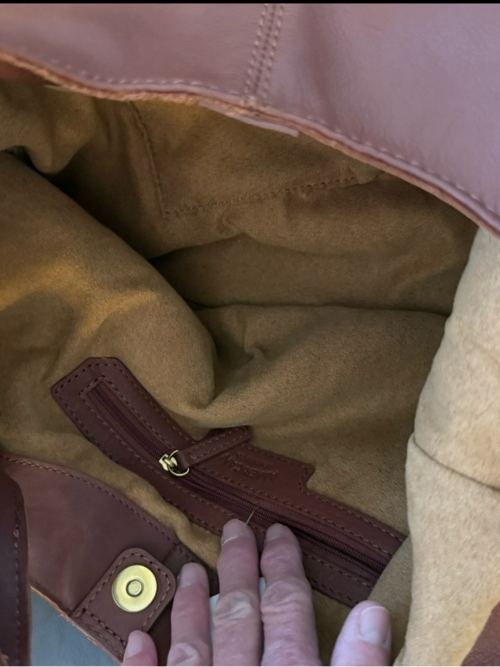 Classic Brown Leather Hobo Bag - Women's Shoulder Tote - Picture 6 of 9